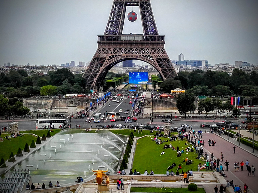 Paryžius 2016 m. birželio 10 dieną. Autorės nuotraukos