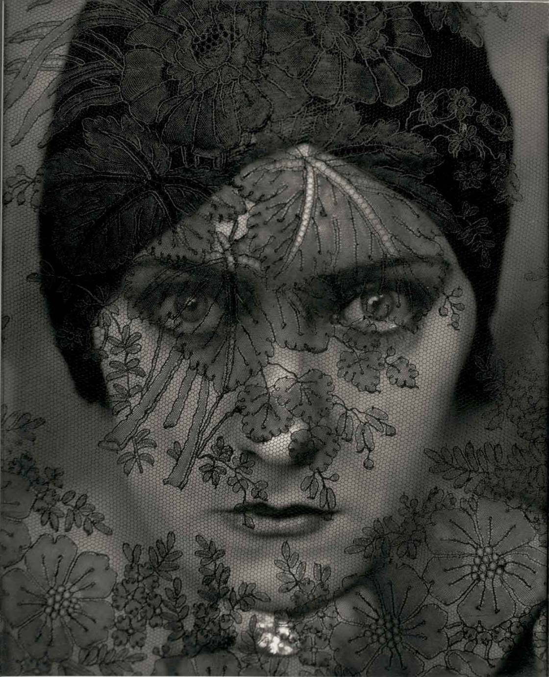 Edwardas Steichenas. Aktorė Gloria Swanson, 1924.
