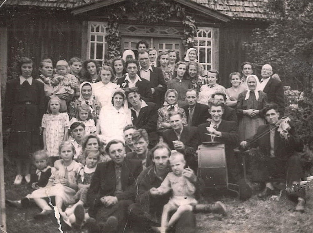 Vestuvės Žemaitijos kaime. Mažeikių r. Apie 1965–1970 m.