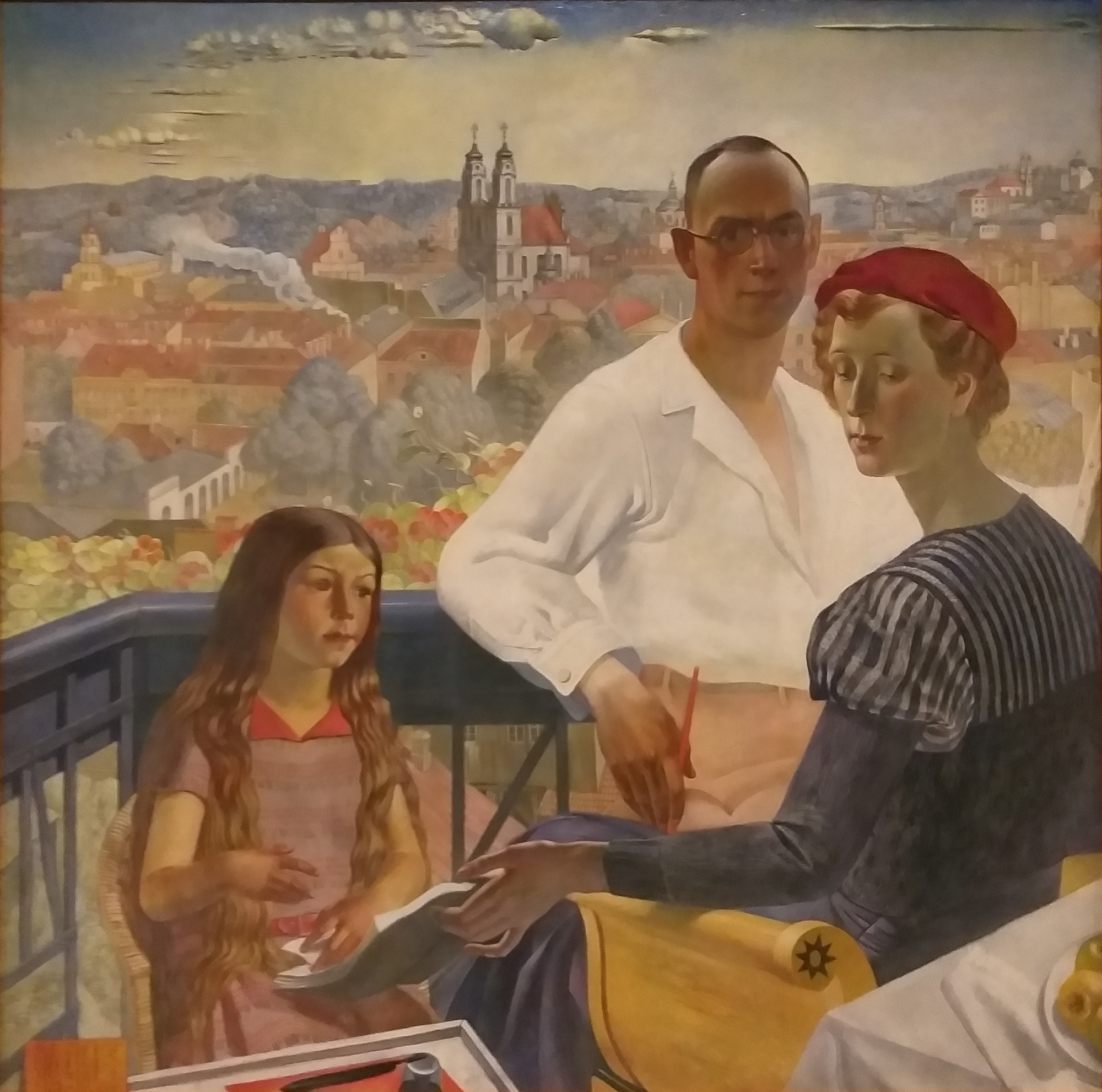 Ludomiras Sleńdzińskis. „Šeimos portretas“, fanera, aliejus, tempera, 130 × 129,5 cm, 1933, Nacionalinis muziejus Varšuvoje (Muzeum Narodowe w Warszawie).